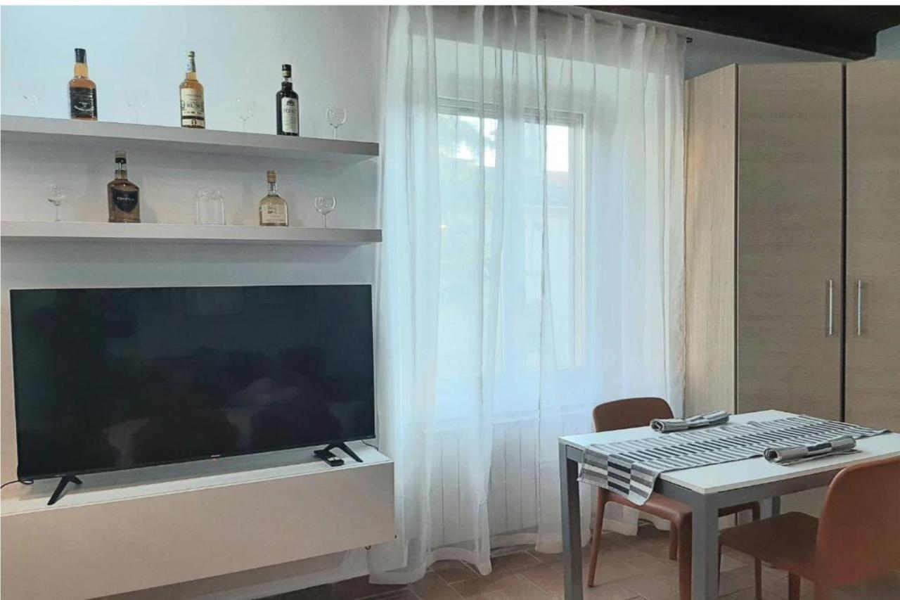 Il Rifugio Sui Navigli Con Garage Privato Gratuito Aria Condizionata & Wi-Fi Apartment Milan Exterior photo