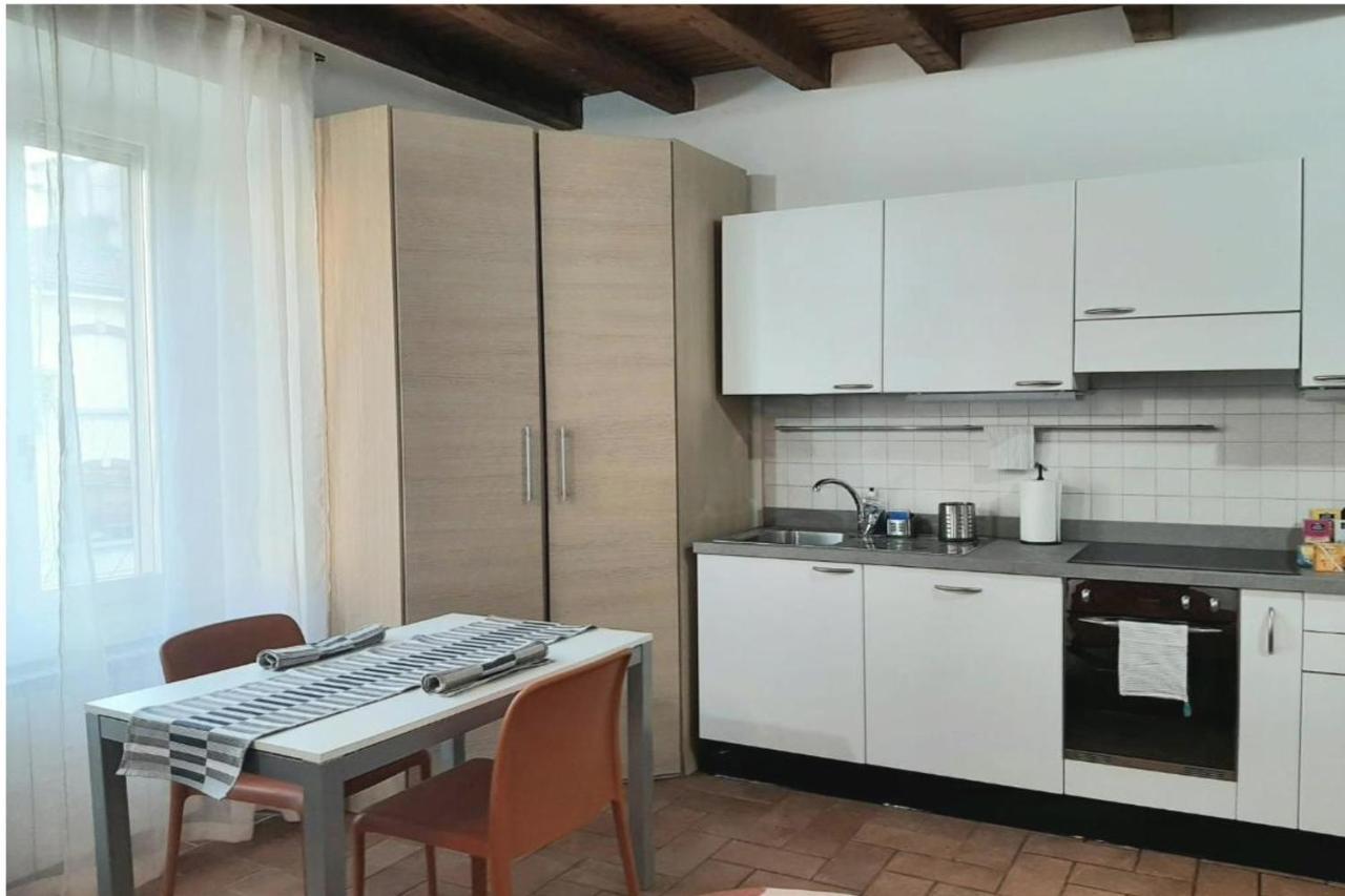 Il Rifugio Sui Navigli Con Garage Privato Gratuito Aria Condizionata & Wi-Fi Apartment Milan Exterior photo